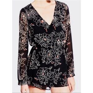 ASTR Floral Romper Long Sleeve Button V Neck Black and White Women's Size Small